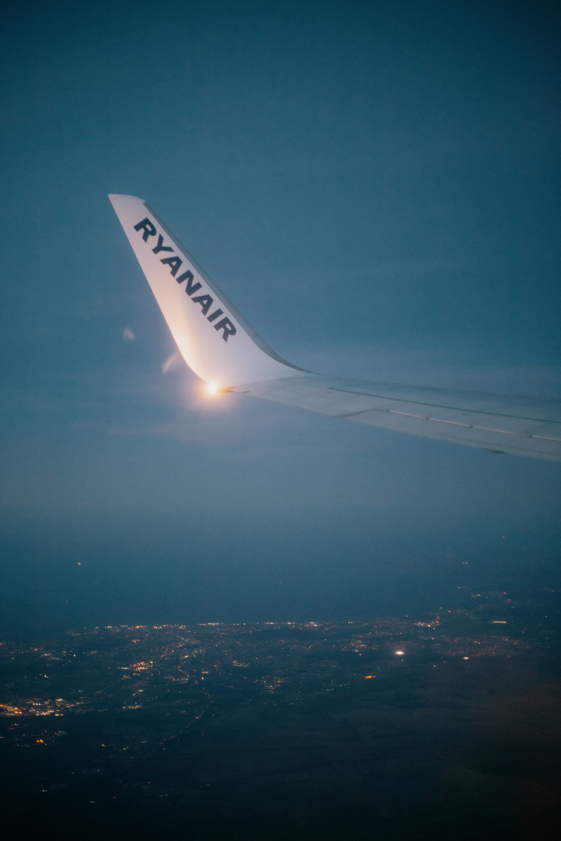 Ryanair landing at Pula Airport