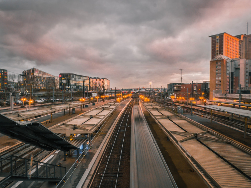 Car hire in Lille Railway Station