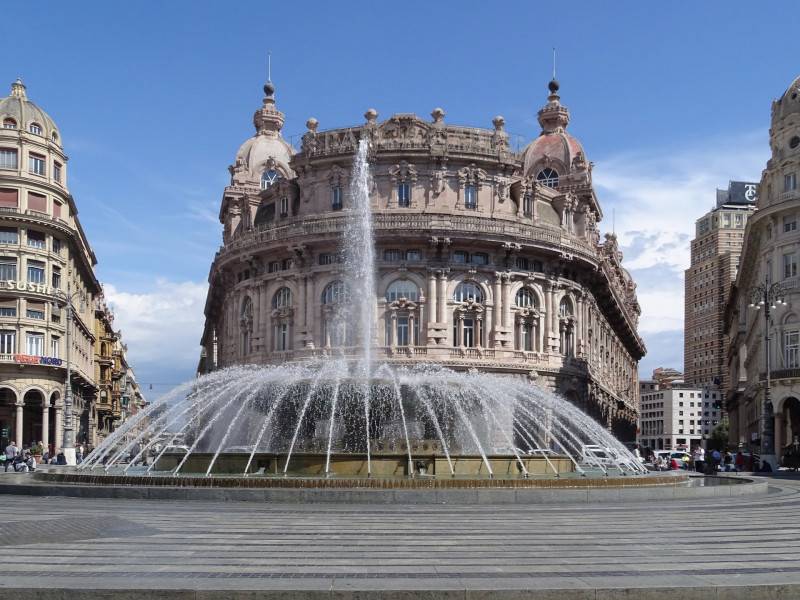 Fountain in downtown Genoa