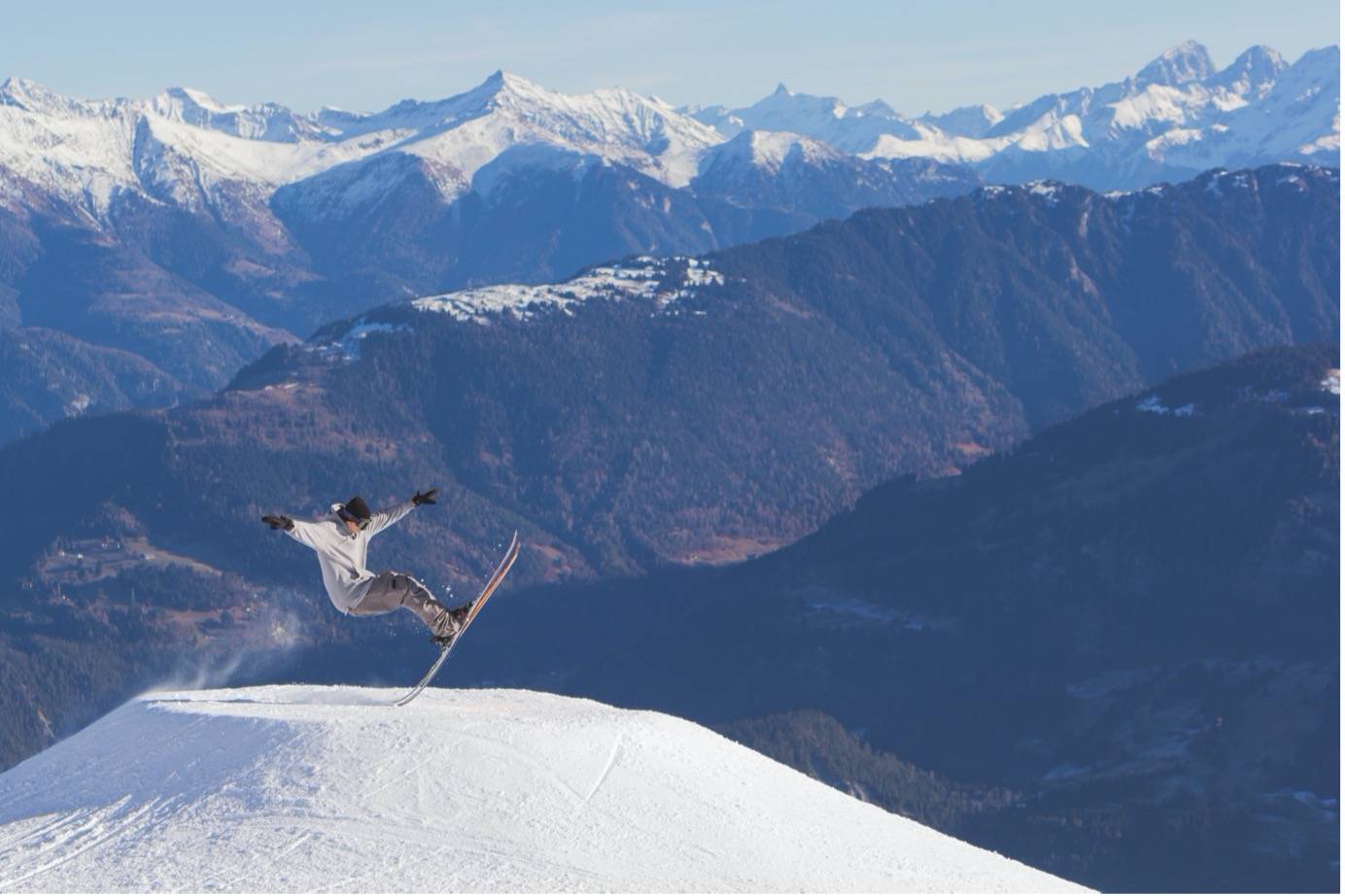 Skiing in Swiss
