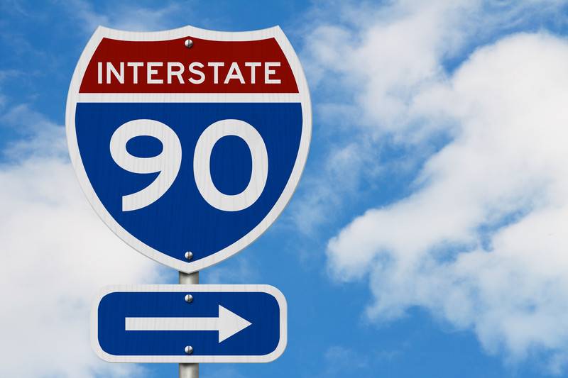 Interstate 90 (I-90) road sign